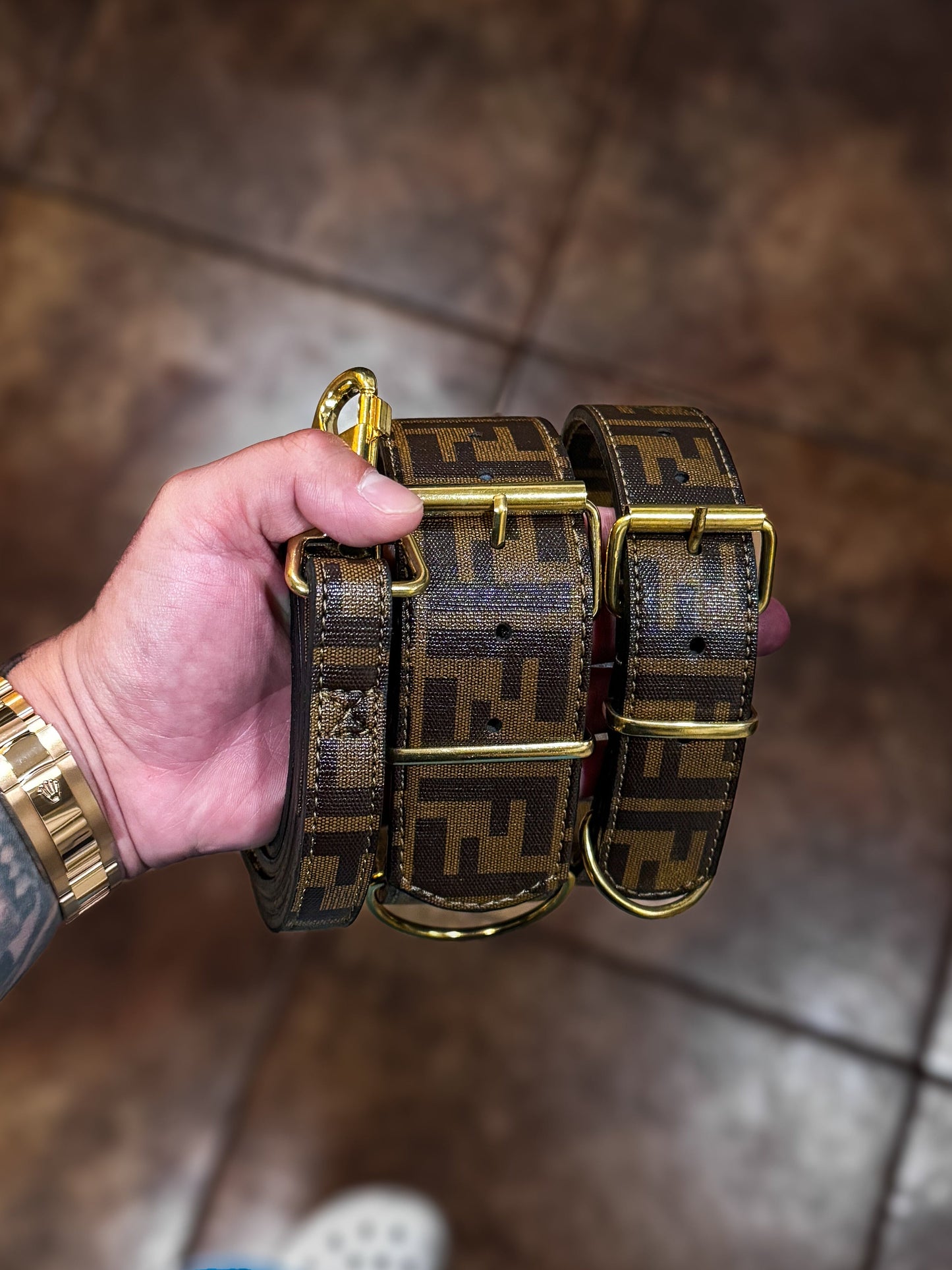 - Collar & Leash Set
